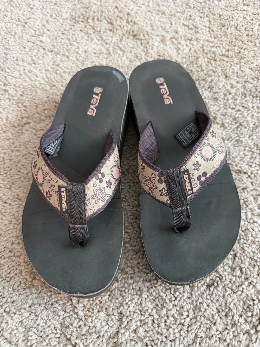 Teva Women’s Wedge Flip Flops Size 7 Comfort Sandals